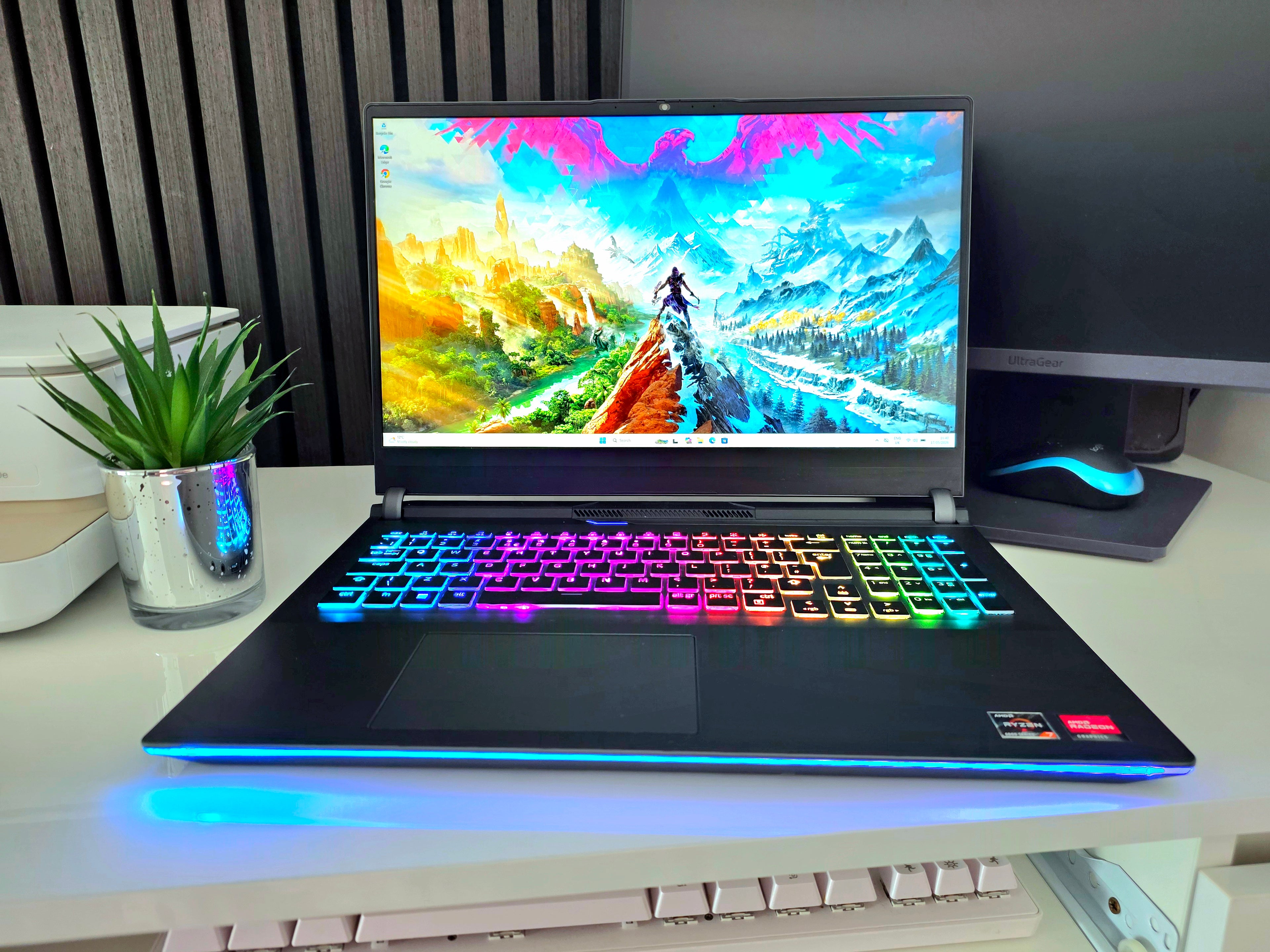 PC Specialist Valeon 16 | Ryzen 7 6800H | RX 6650 XT 16GB DDR5 | 2K 165Hz | Gaming Laptop