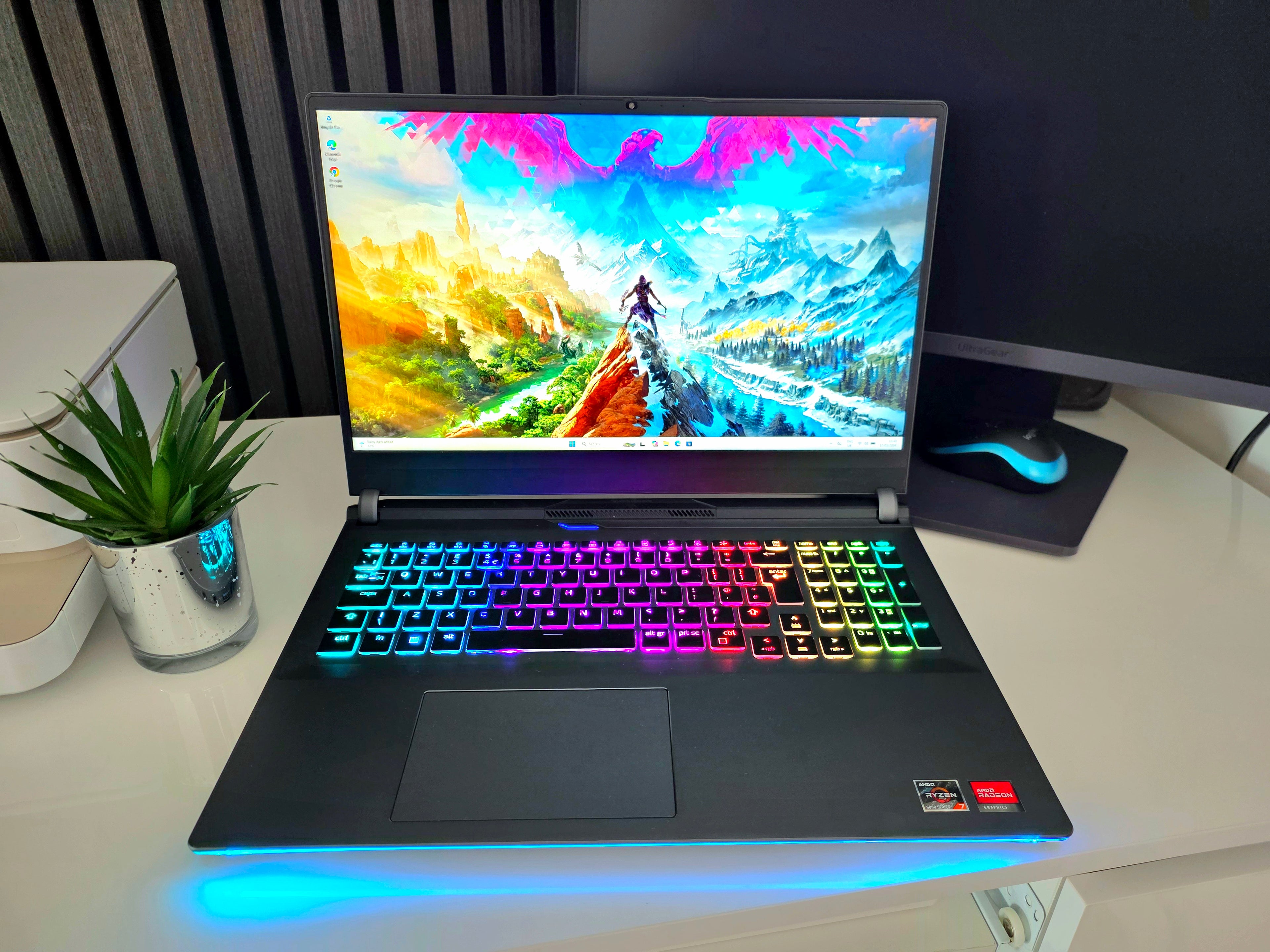 PC Specialist Valeon 16 | Ryzen 7 6800H | RX 6650 XT 16GB DDR5 | 2K 165Hz | Gaming Laptop