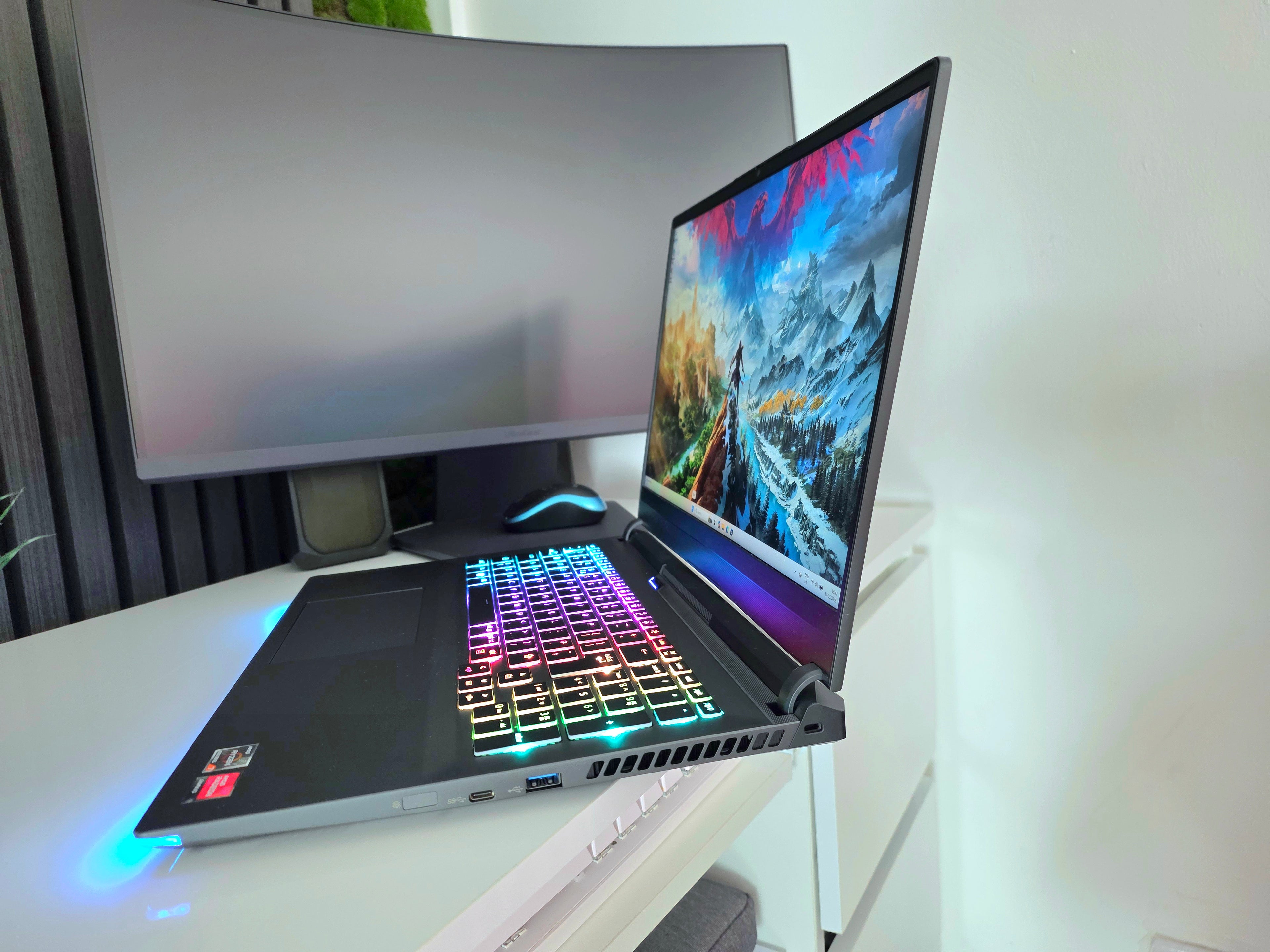 PC Specialist Valeon 16 | Ryzen 7 6800H | RX 6650 XT 16GB DDR5 | 2K 165Hz | Gaming Laptop