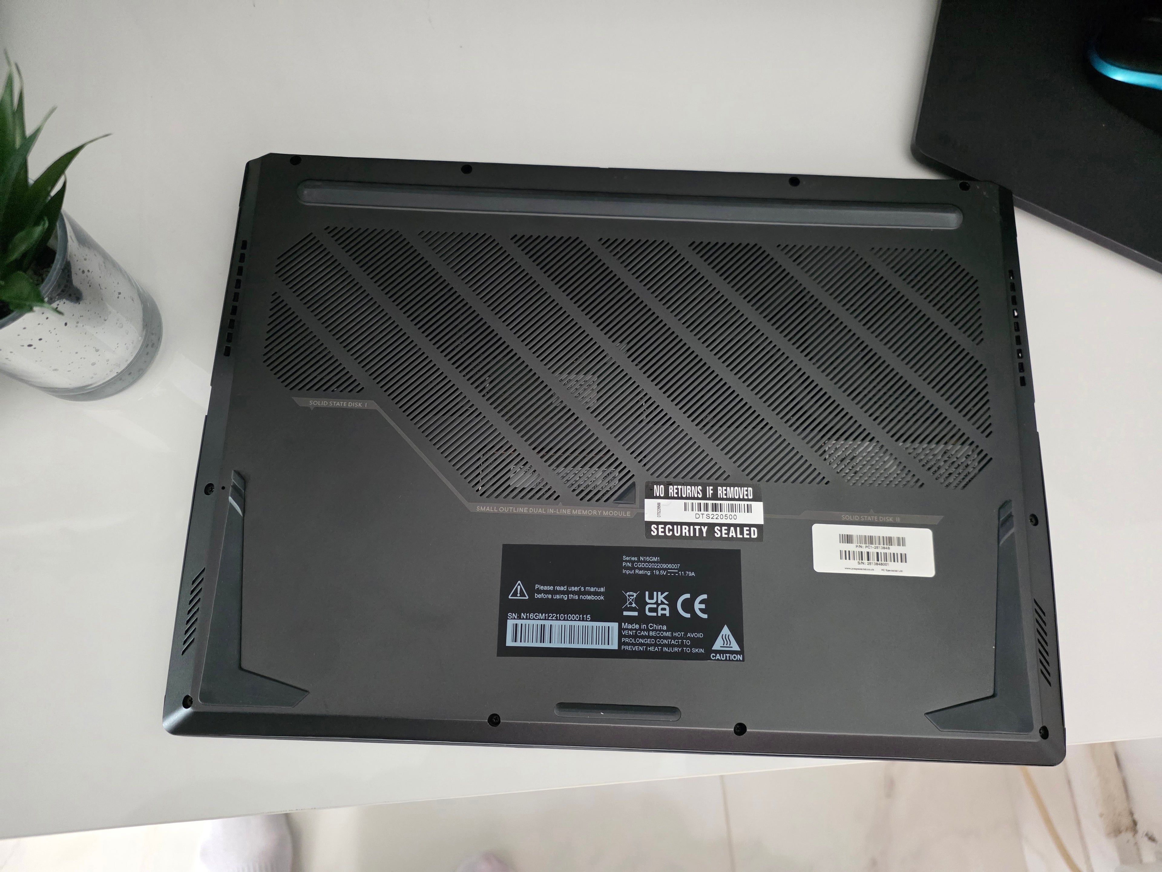 PC Specialist Valeon 16 | Ryzen 7 6800H | RX 6650 XT 16GB DDR5 | 2K 165Hz | Gaming Laptop