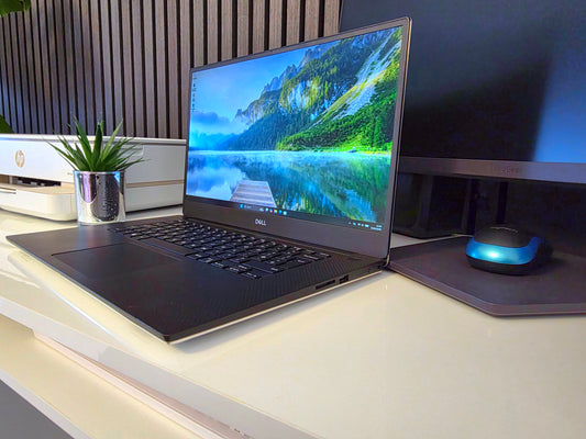 Dell XPS 15 7590 Laptop | Intel Core i7-9750H | 16GB RAM | 512 Ssd | NVIDIA GTX 1650